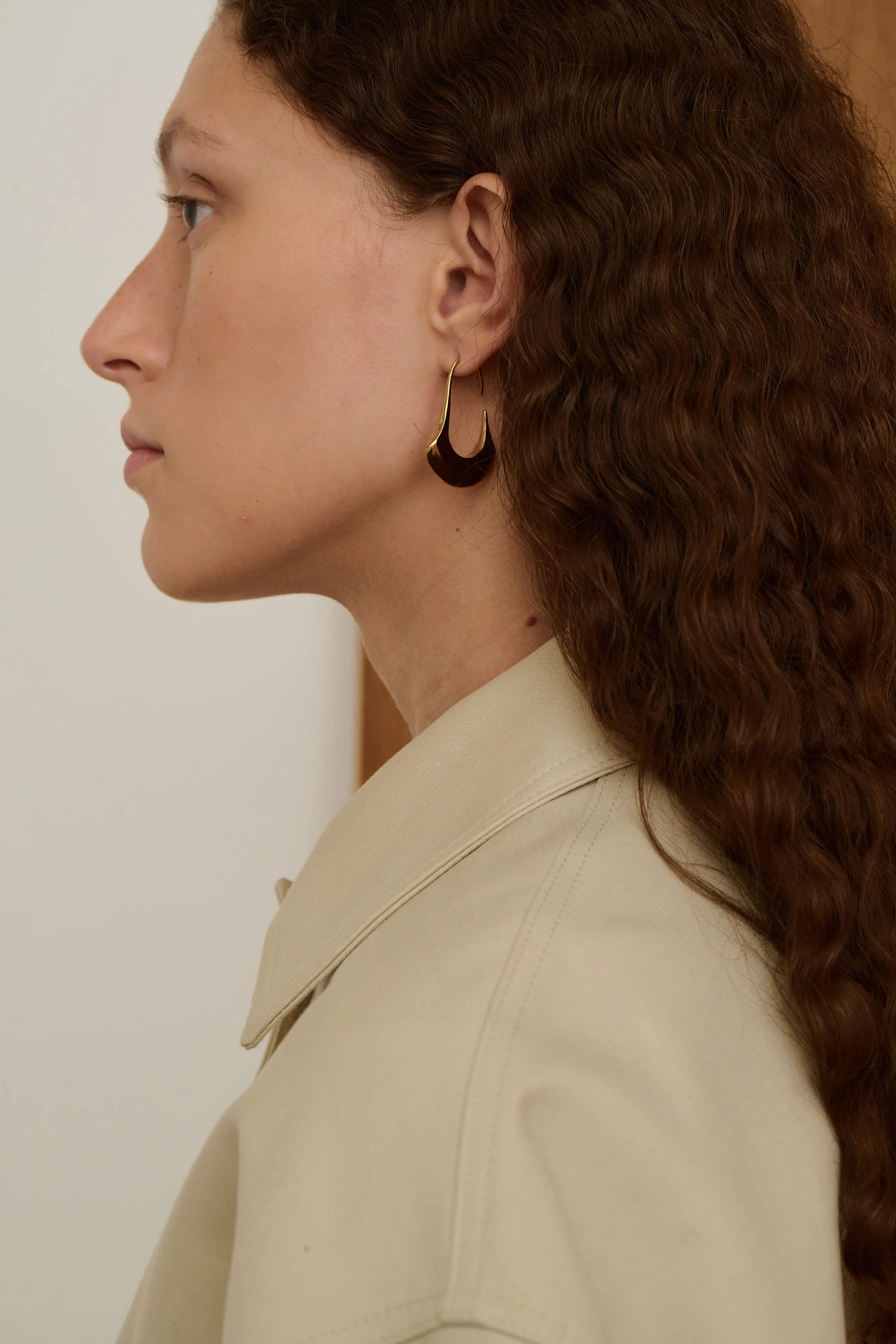 GOLD HUGGIE EARRINGS - Image 2