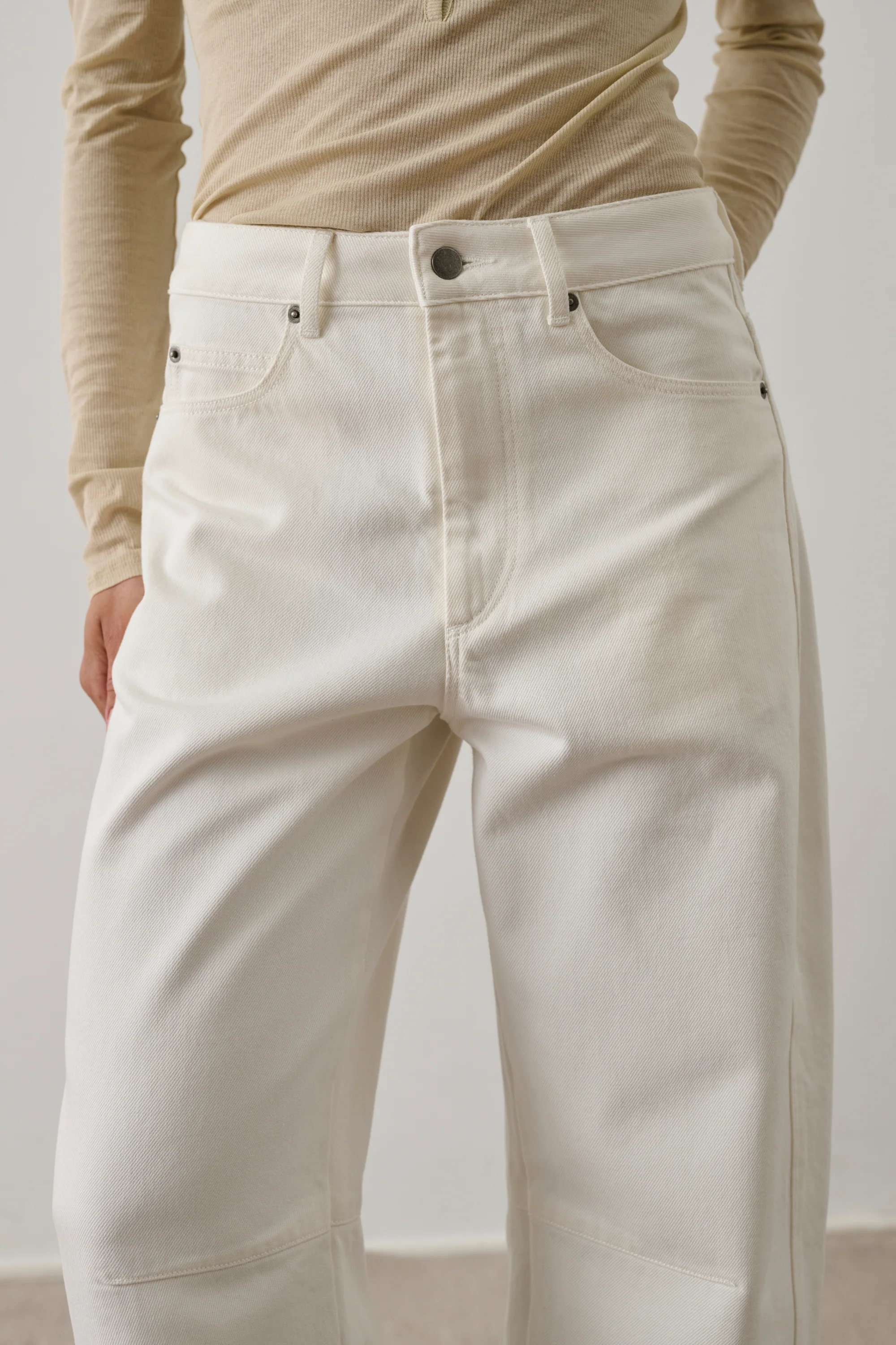 WHITE ELIOTT JEANS - Image 5