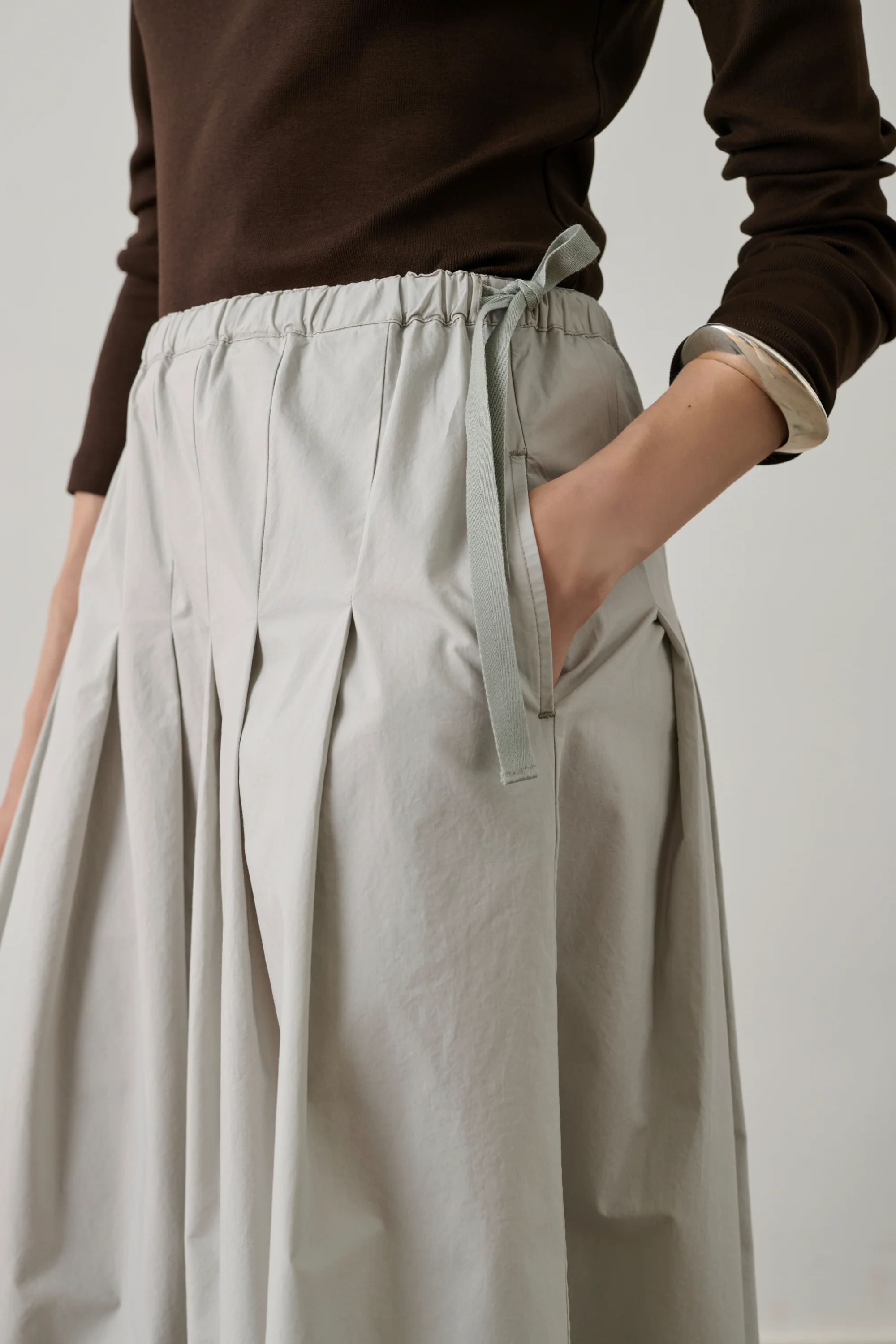 GREY AMALIA SKIRT - Image 3