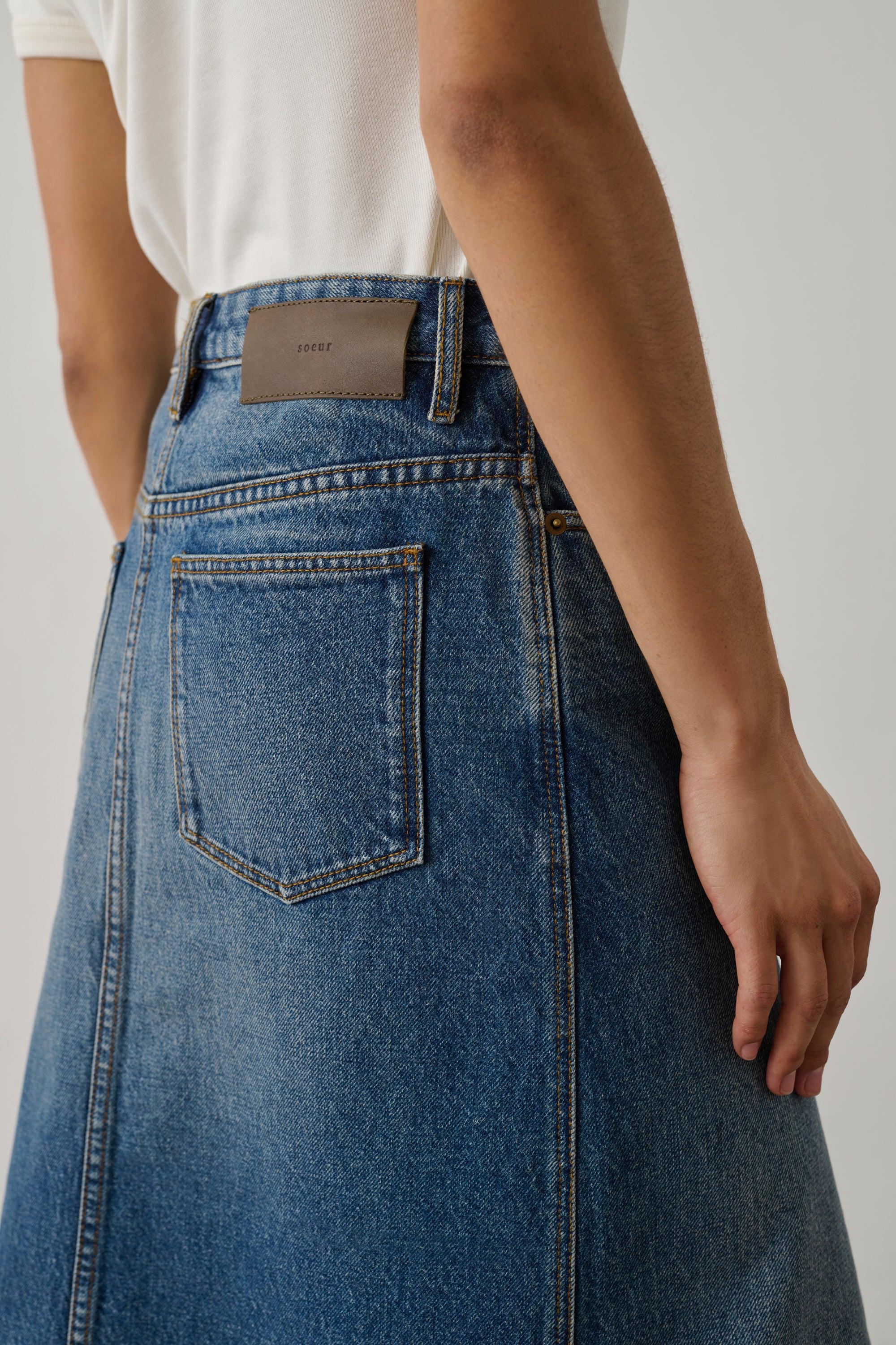 BLUE HALO SKIRT - Image 4