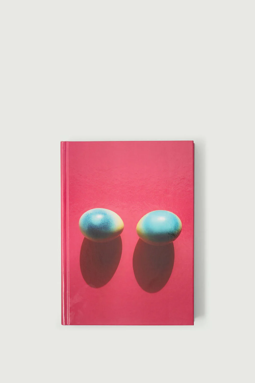 ‘VIS-À-VIS’ BOOK