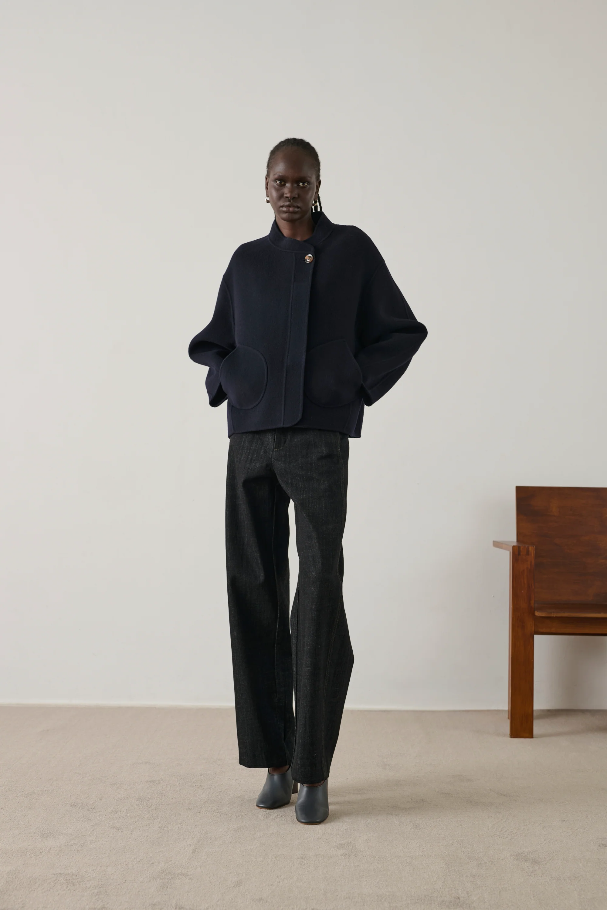 NAVY WINDSOR COAT - Image 5
