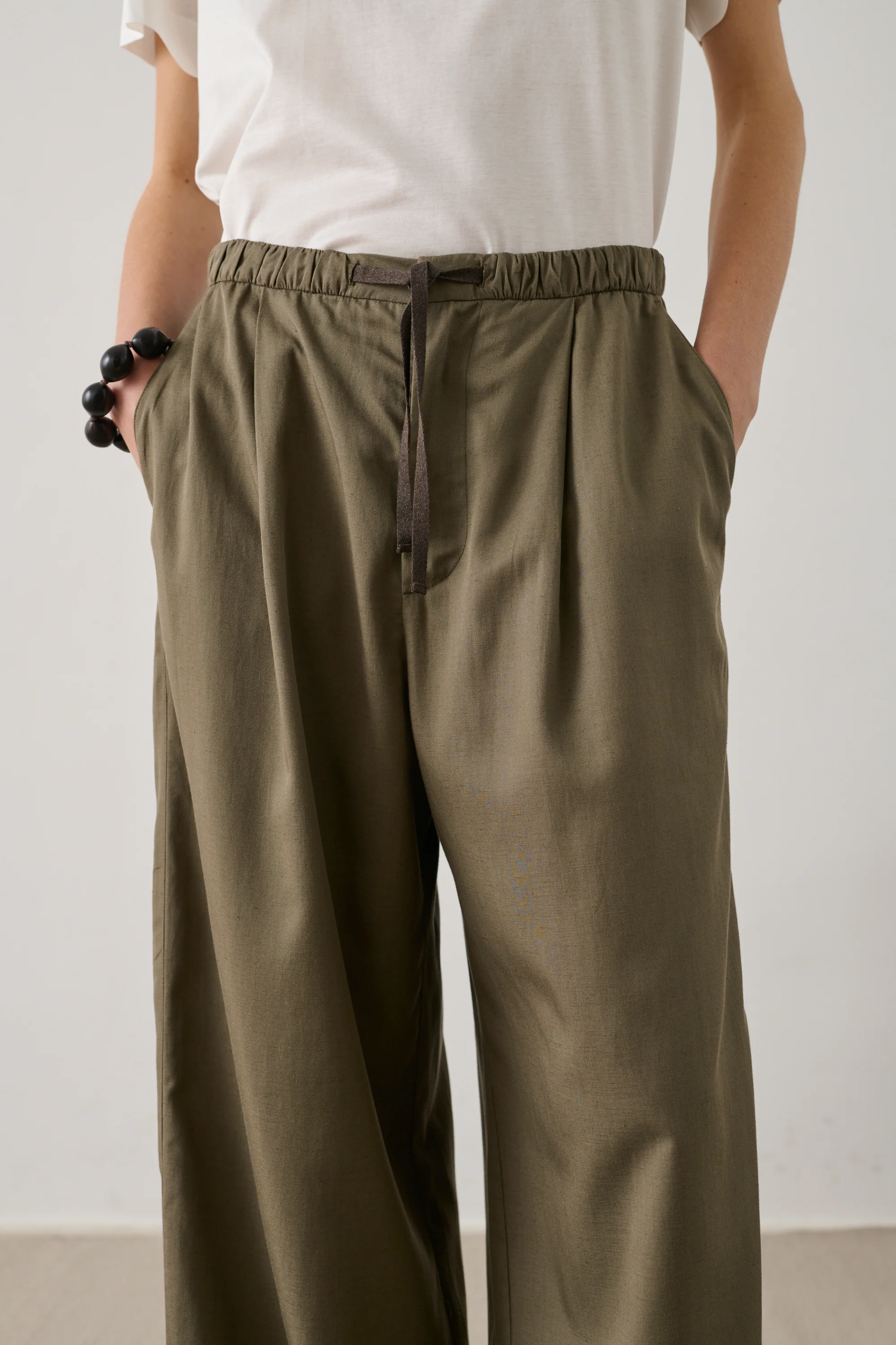 BROWN HUGUES TROUSERS - Image 5