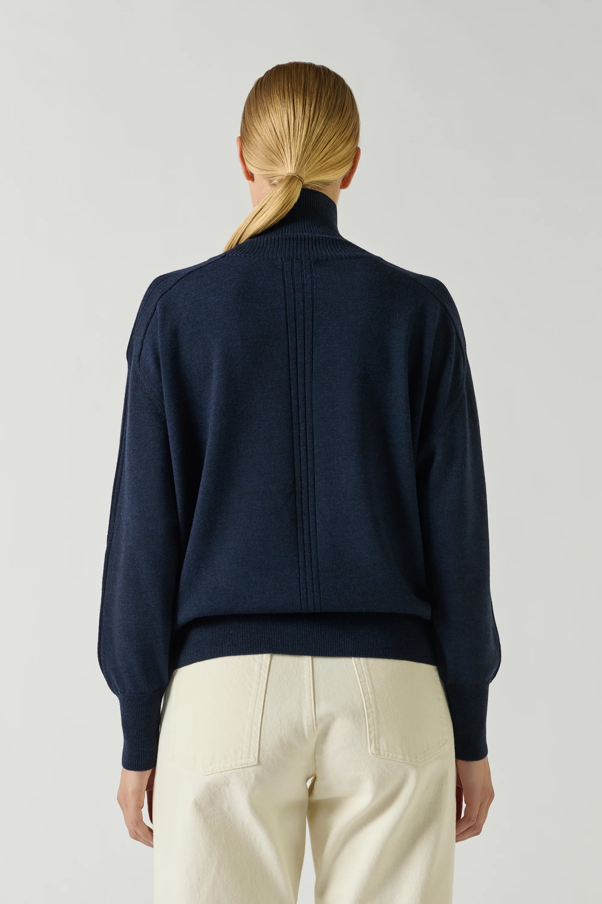 NORD NAVY SWEATER - Image 2