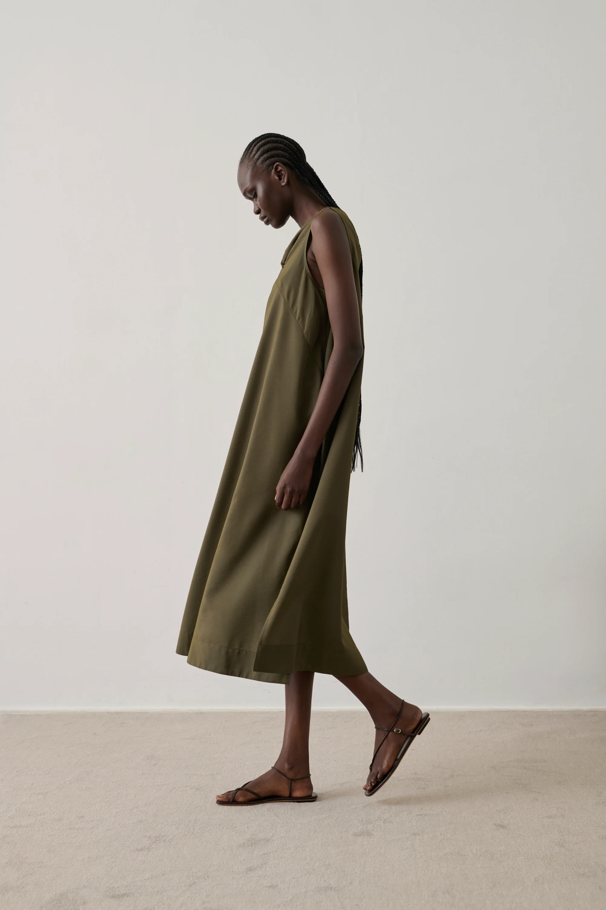 KHAKI EMNA DRESS - Image 4