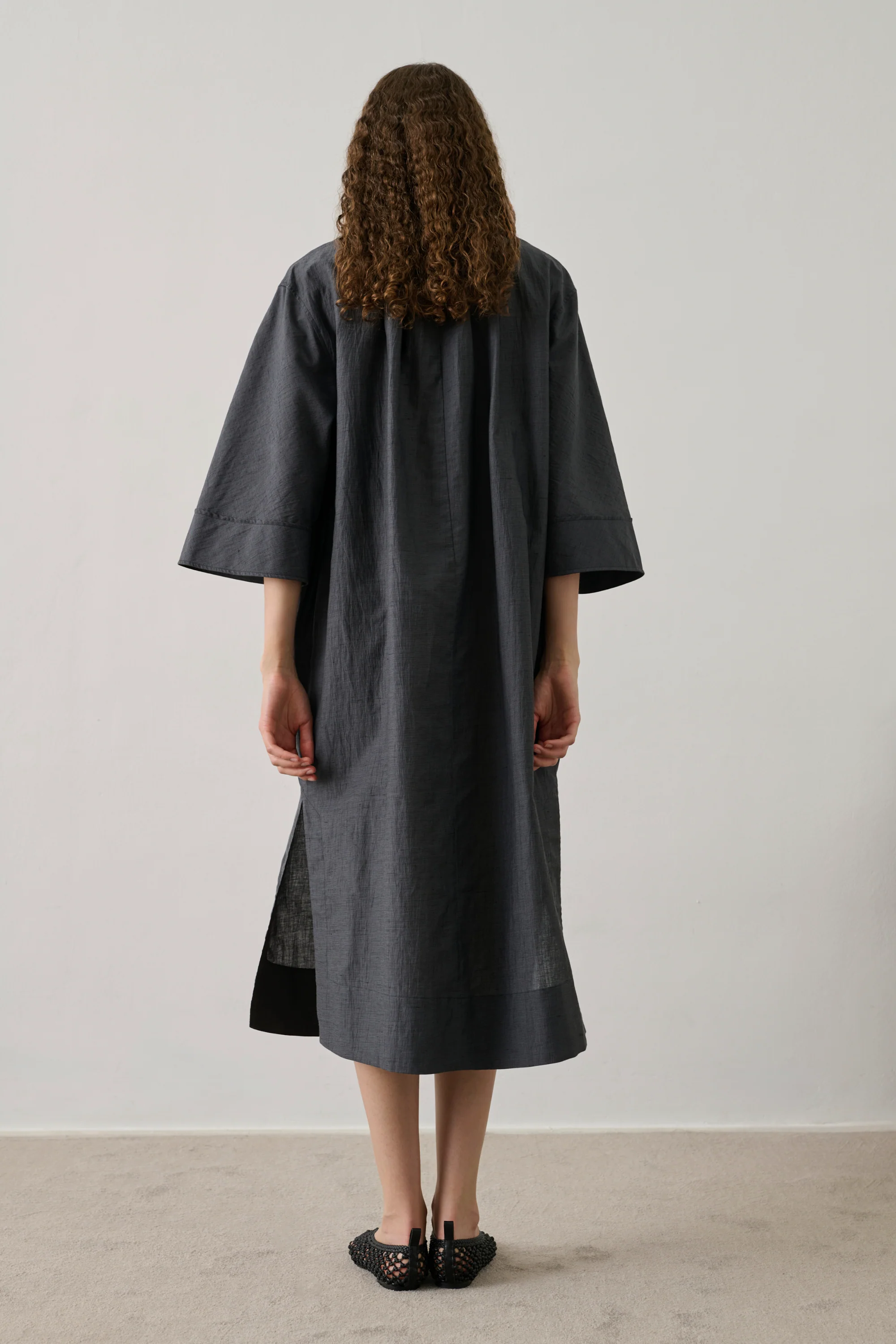 GREY HOSTA DRESS - Image 3