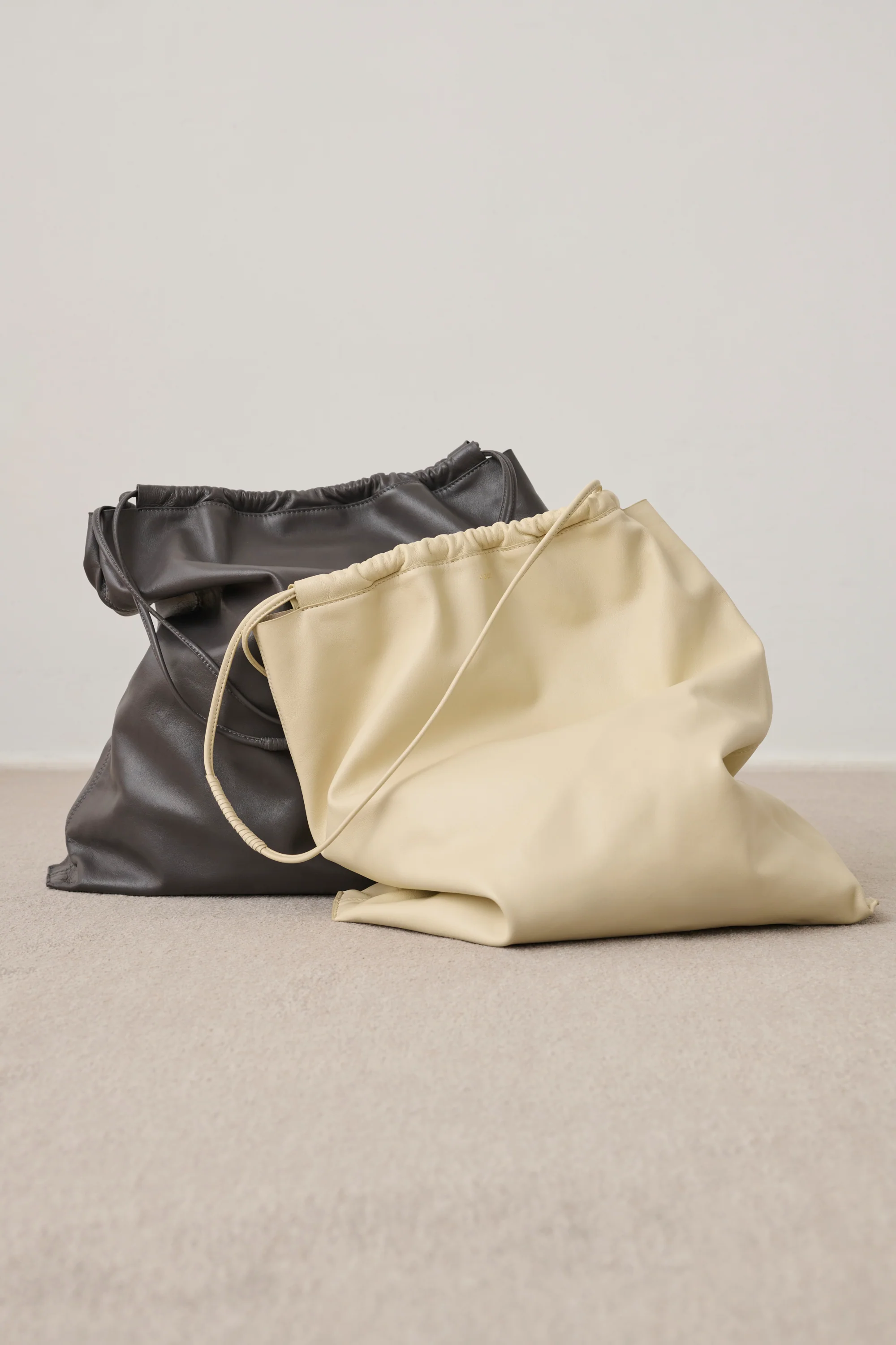 GREY SIA BAG - Image 6