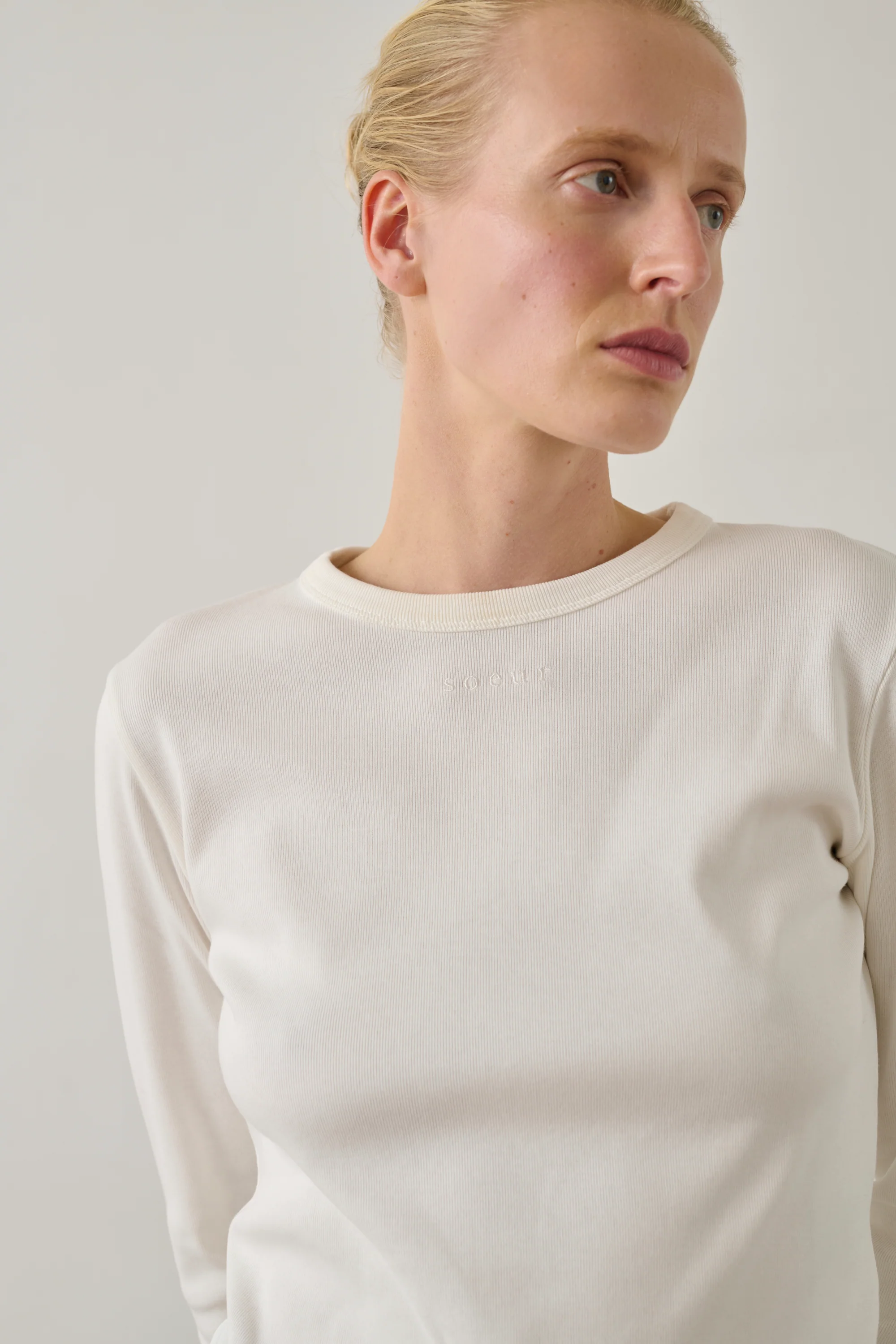 WHITE FLAVIE T-SHIRT - Image 3