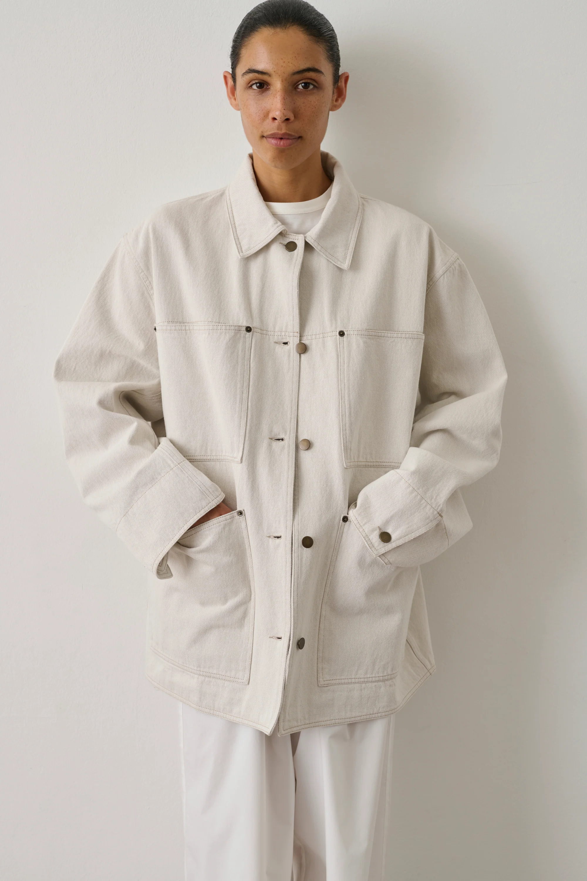 WHITE HIJA JACKET - Image 2