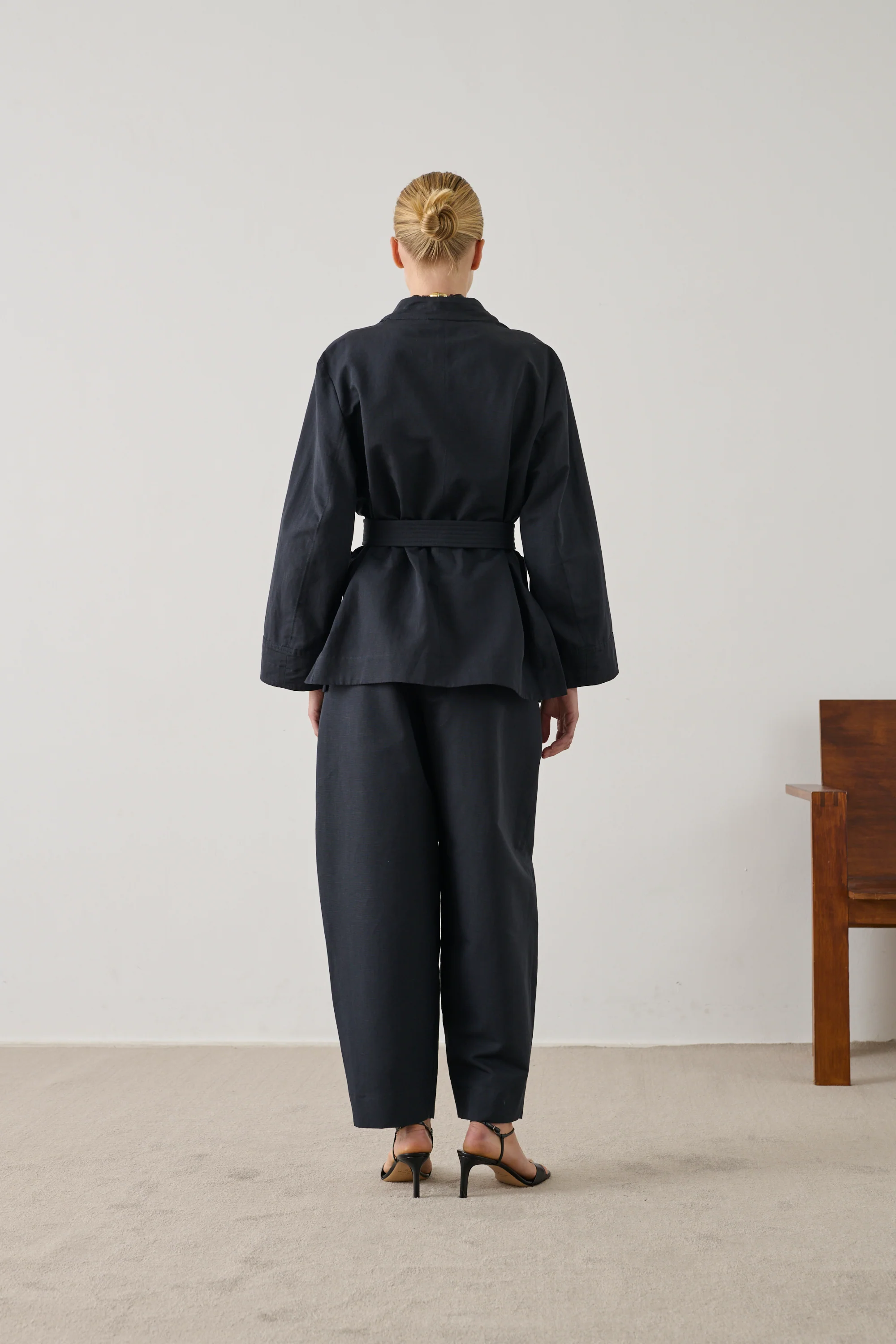 BLACK INES JACKET - Image 2